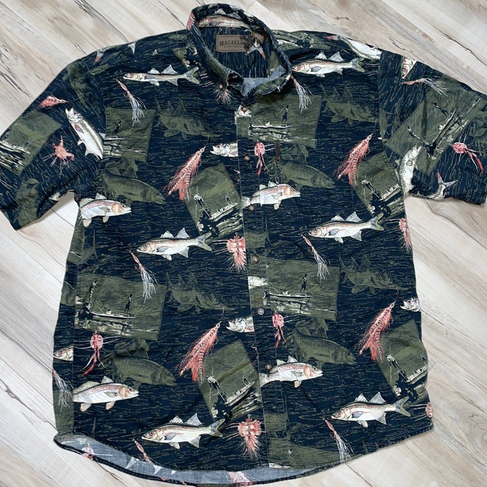 Magellan sportswear shirt size large